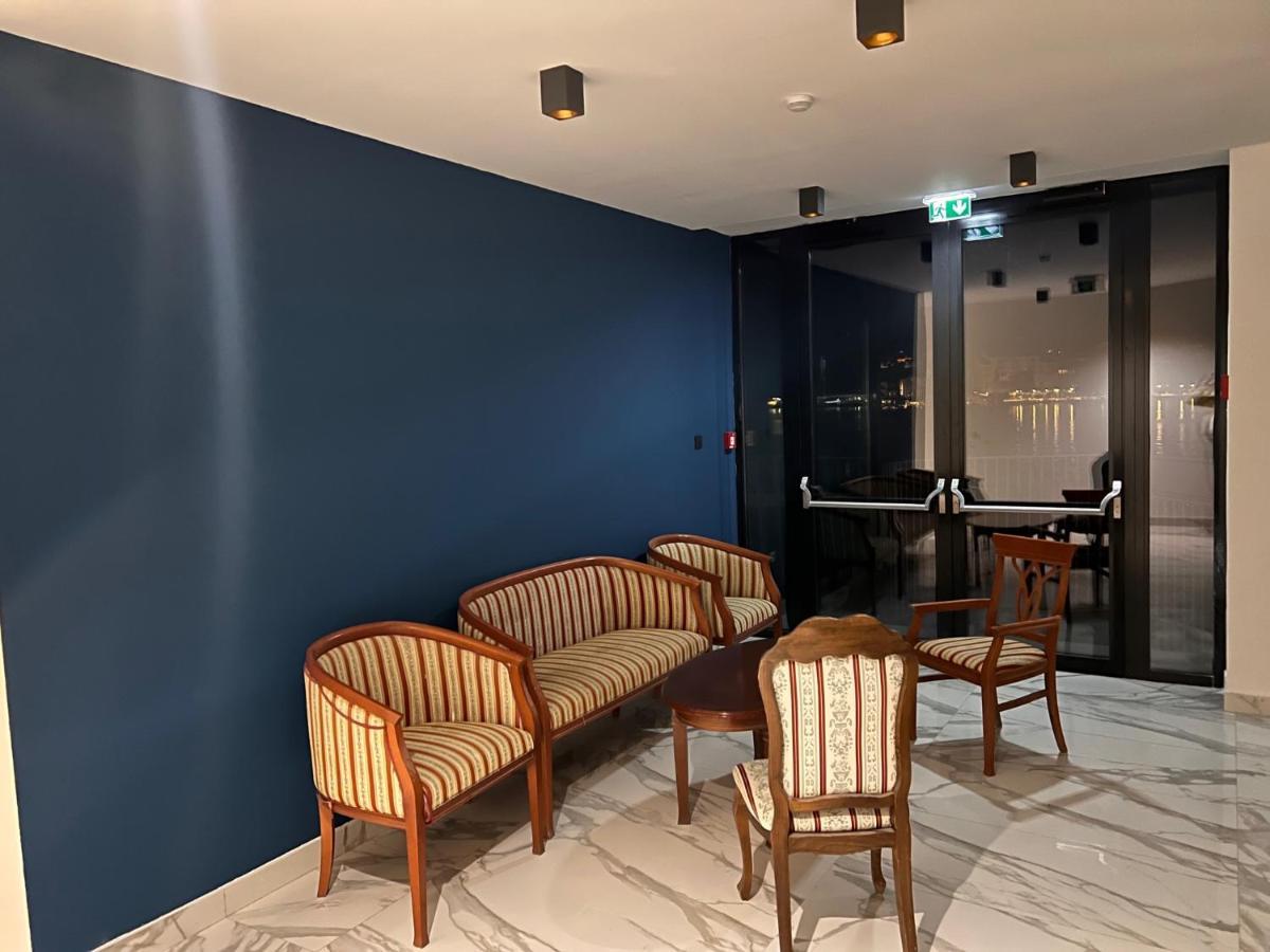 Hotel Millenium Deluxe 셀스 외부 사진