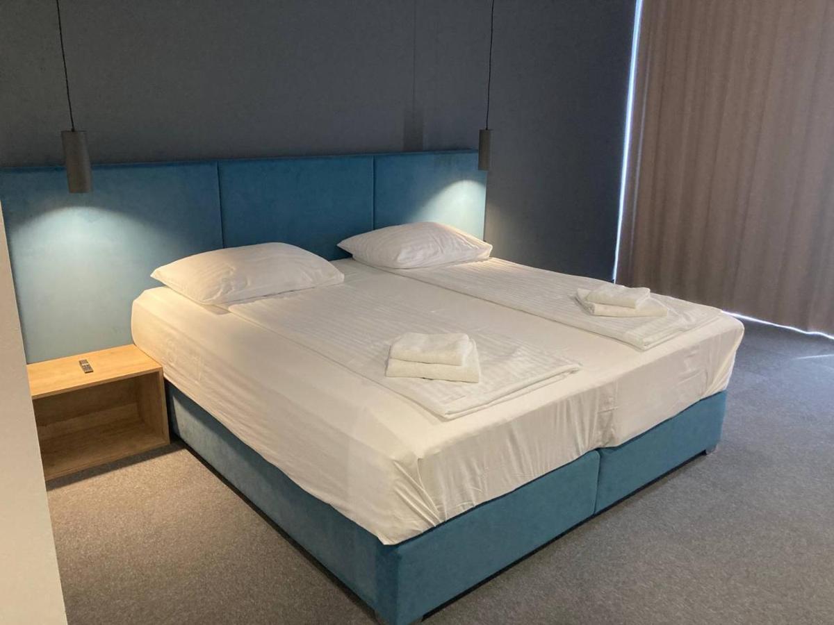 Hotel Millenium Deluxe 셀스 외부 사진